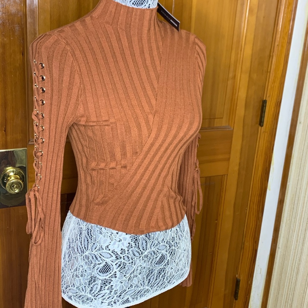 Bell sleeve mock neck top